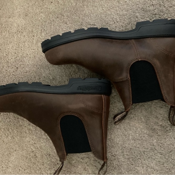 Blundstone Brown Ankle Boots - Picture 9 of 10